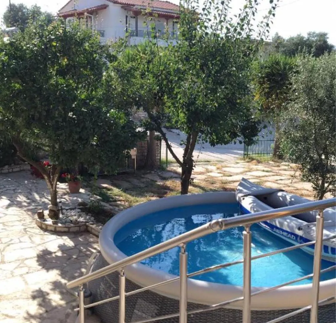 סרנדה Villa Korado אלבניה