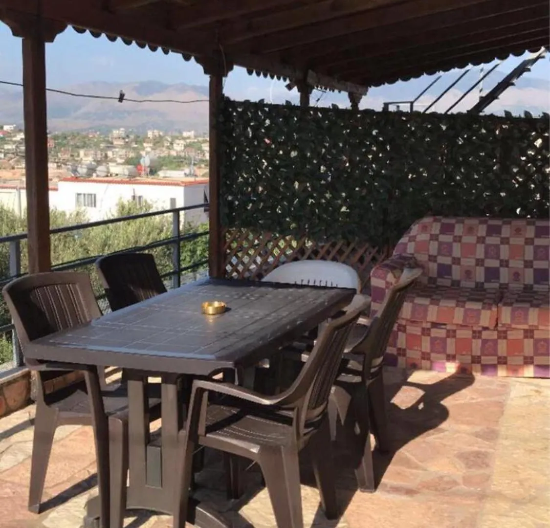 סרנדה Villa Korado דירה