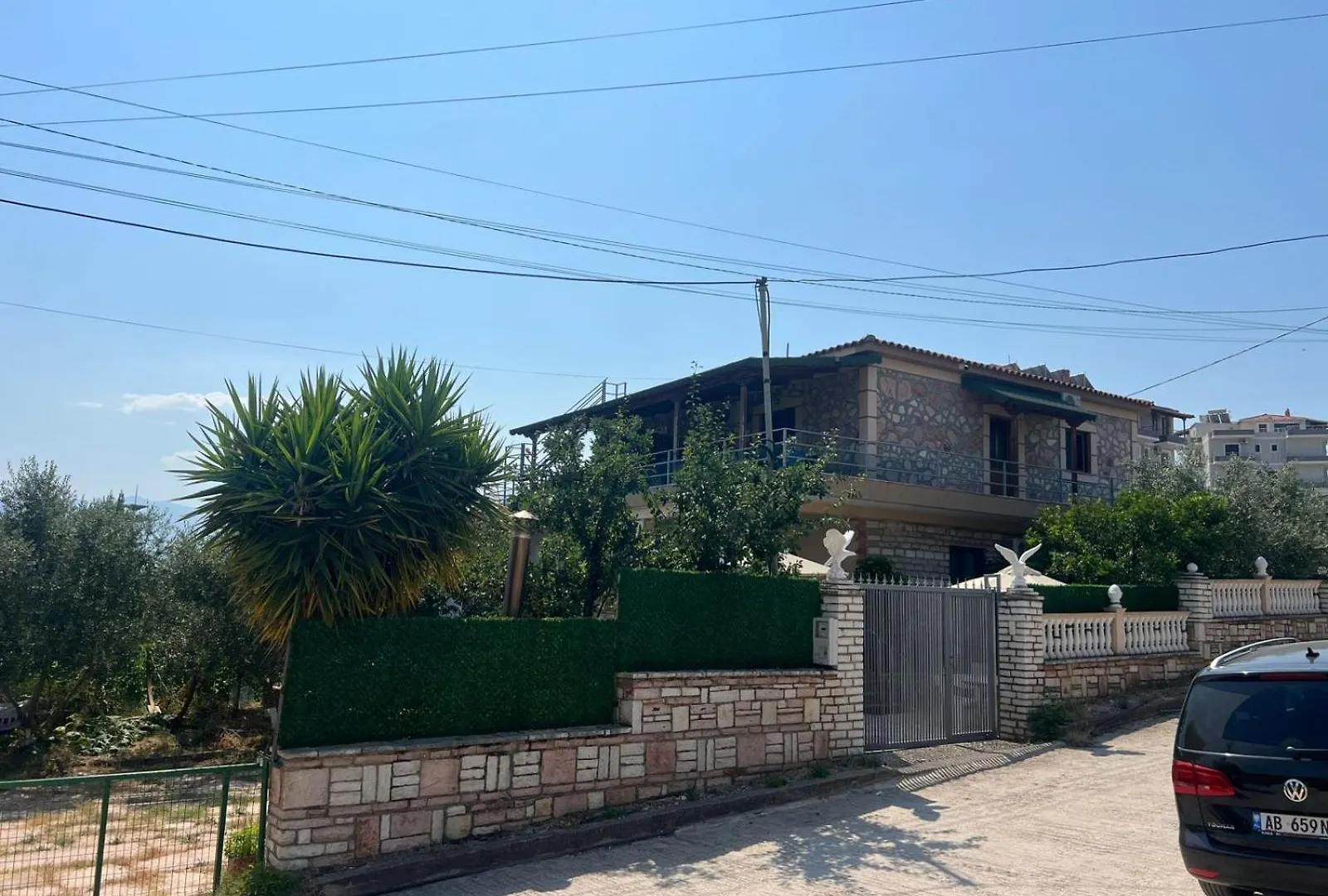 סרנדה Villa Korado